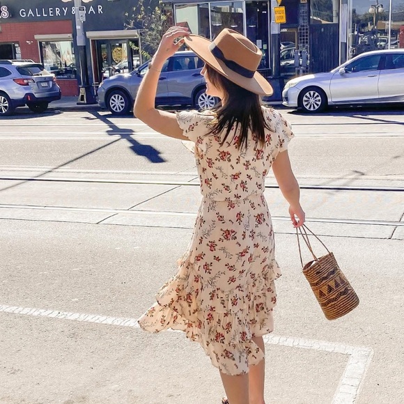 Sky and Sand Dresses & Skirts - NWT! Sky And Sand Womens Sleeveless Floral Maxi Dress Asymmetrical Hem 100% Sz M